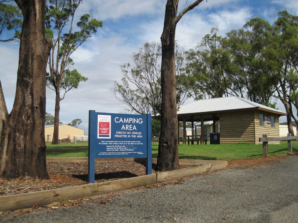 Temora Airfield Tourist Park Caravans and Camping | 7 Tenefts St, Temora NSW 2666, Australia | Phone: 0418 780 251