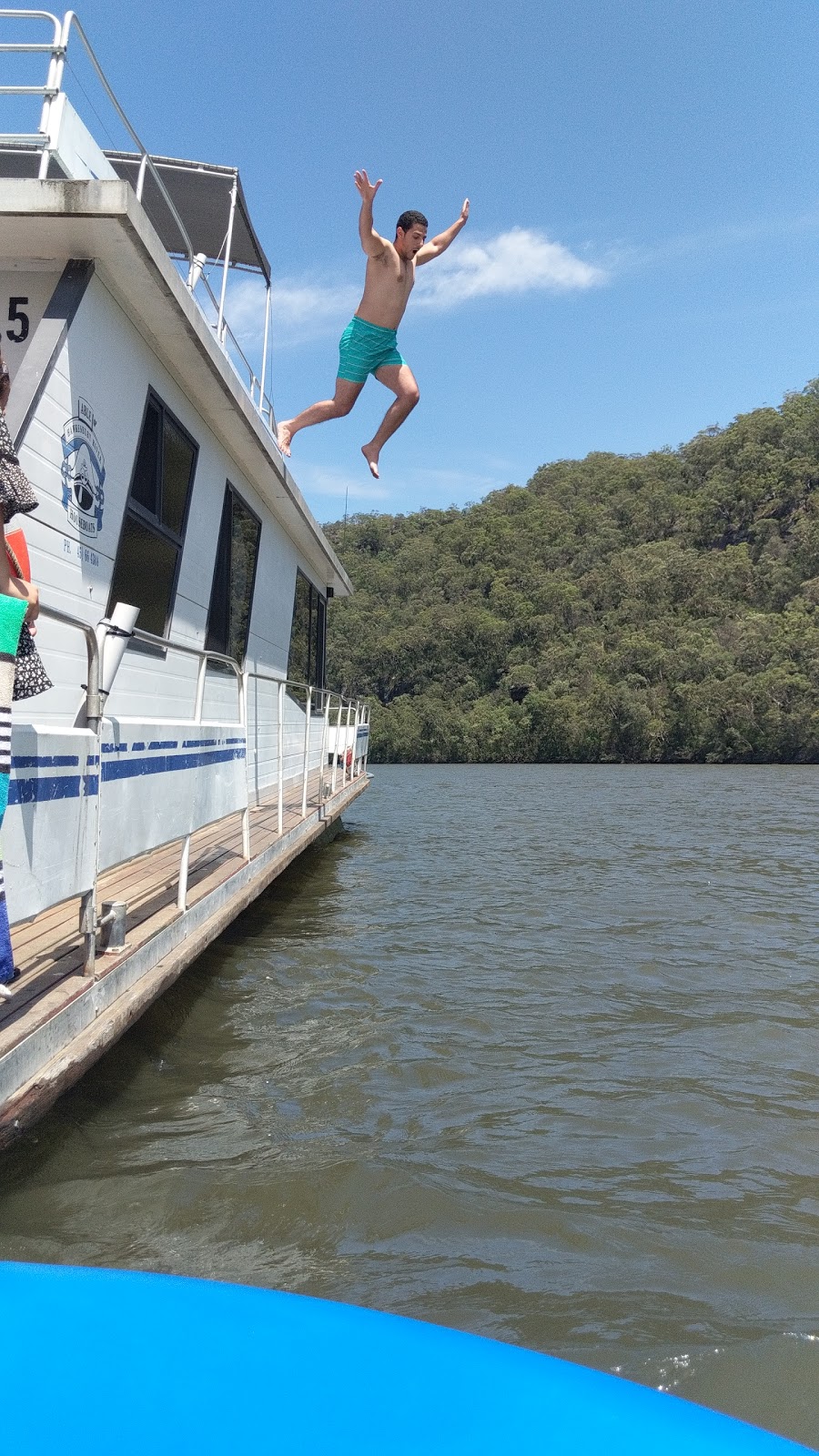 Able Hawkesbury River Houseboats | 3008 River Rd, Wisemans Ferry NSW 2775, Australia | Phone: (02) 4566 4308