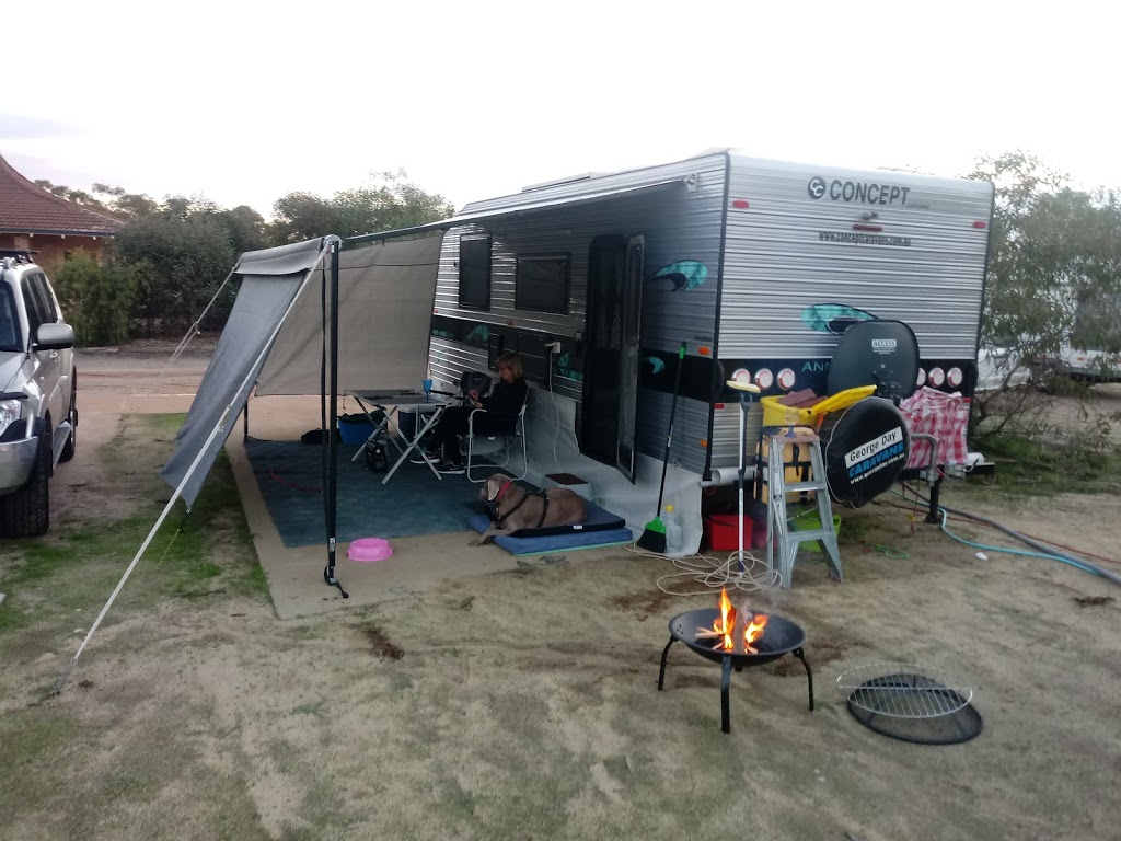 Wongan Hills Caravan Park | 65 Wongan Rd, Wongan Hills WA 6603, Australia | Phone: 0427 000 328