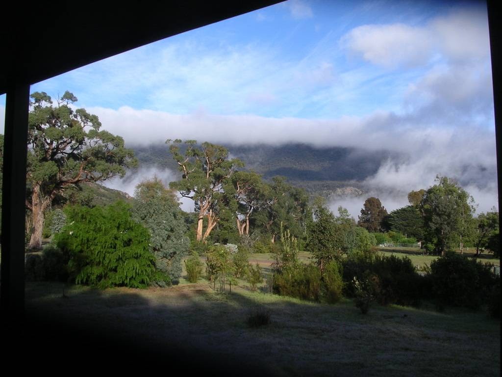 Roos with a View | lodging | 15 Classic Ct, Halls Gap VIC 3381, Australia | 0418664074 OR +61 418 664 074