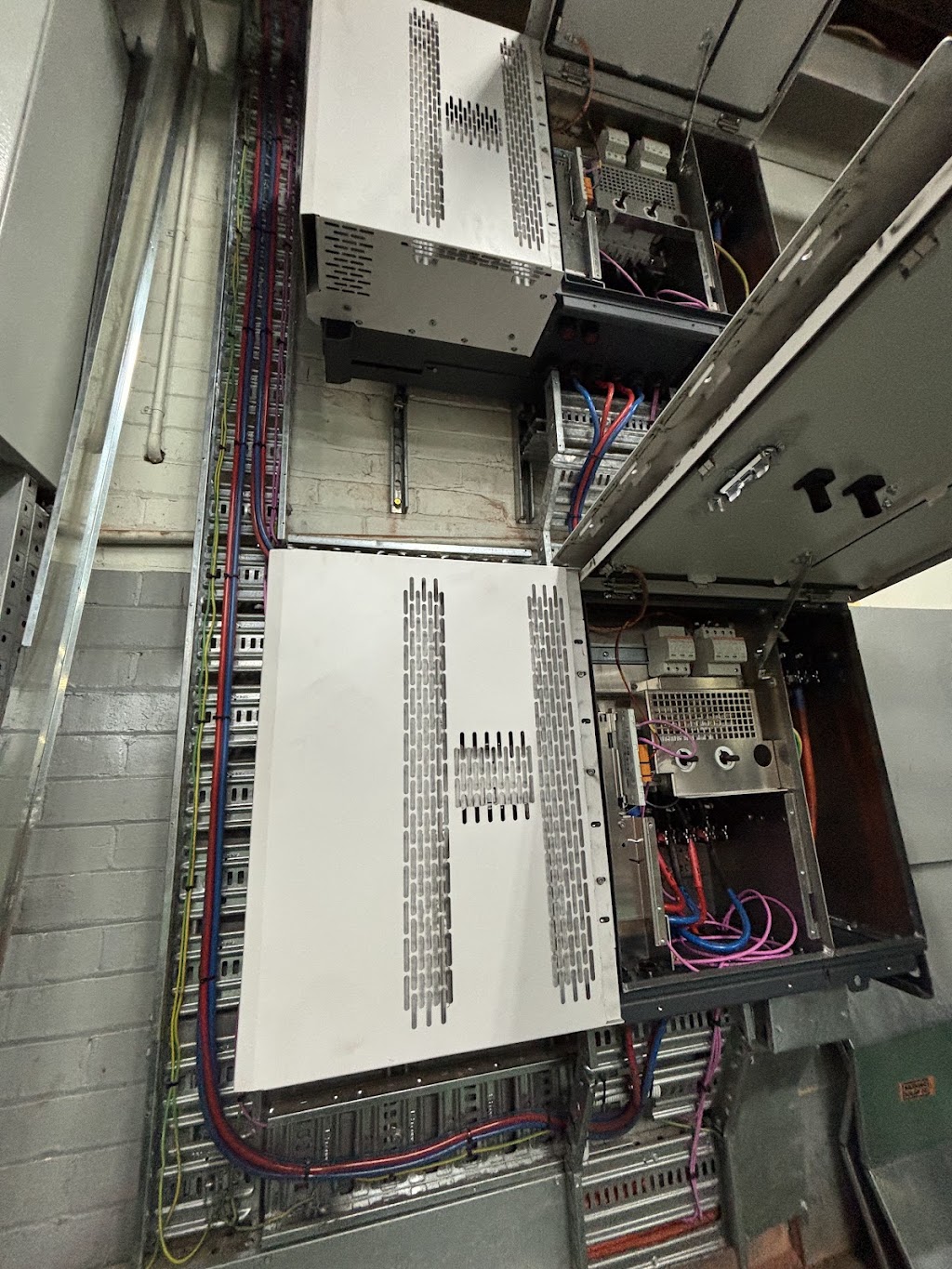 IQ ELECTRICAL VIC | 2 Evelyn St, Whittlesea VIC 3757, Australia | Phone: 0429 015 999