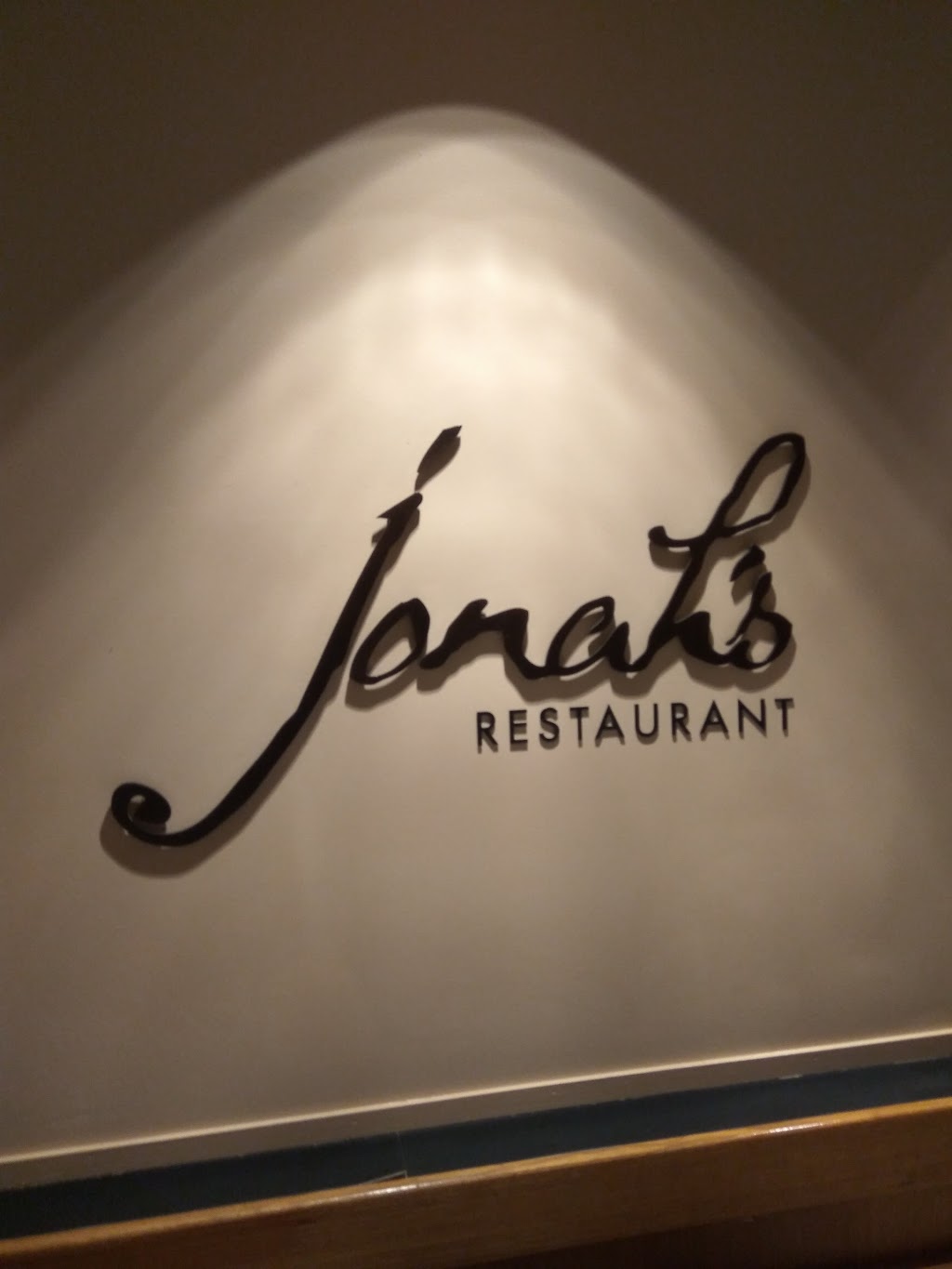 Jonahs Restaurant Bendigo | 483-485 High St, Golden Square VIC 3555, Australia | Phone: (03) 5447 0101