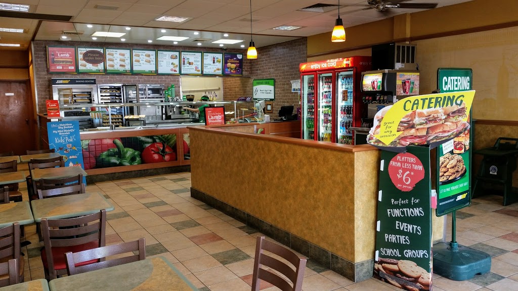 Subway | restaurant | 2/77 John St, Coonabarabran NSW 2357, Australia | 0268425625 OR +61 2 6842 5625