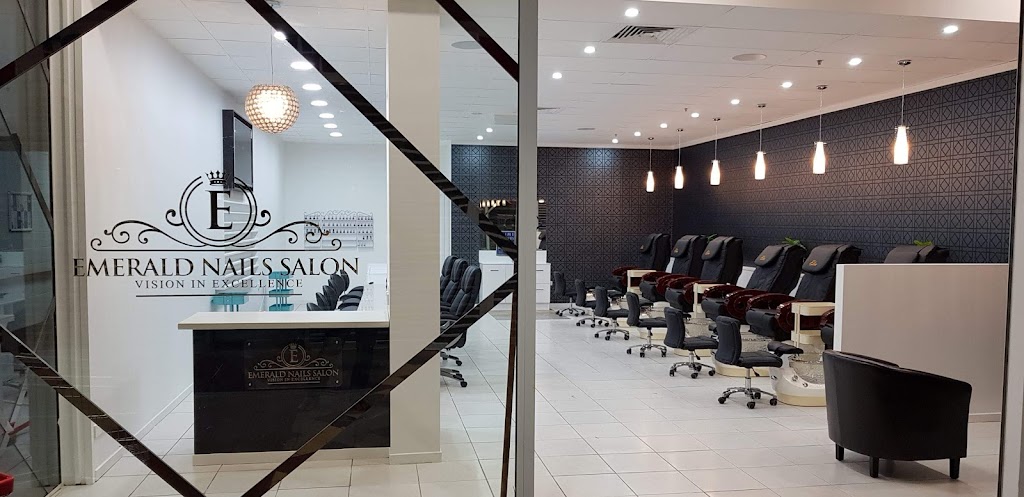 Emerald Nail Salon | shop 28/144 Egerton St, Emerald QLD 4720, Australia | Phone: 0423 117 124