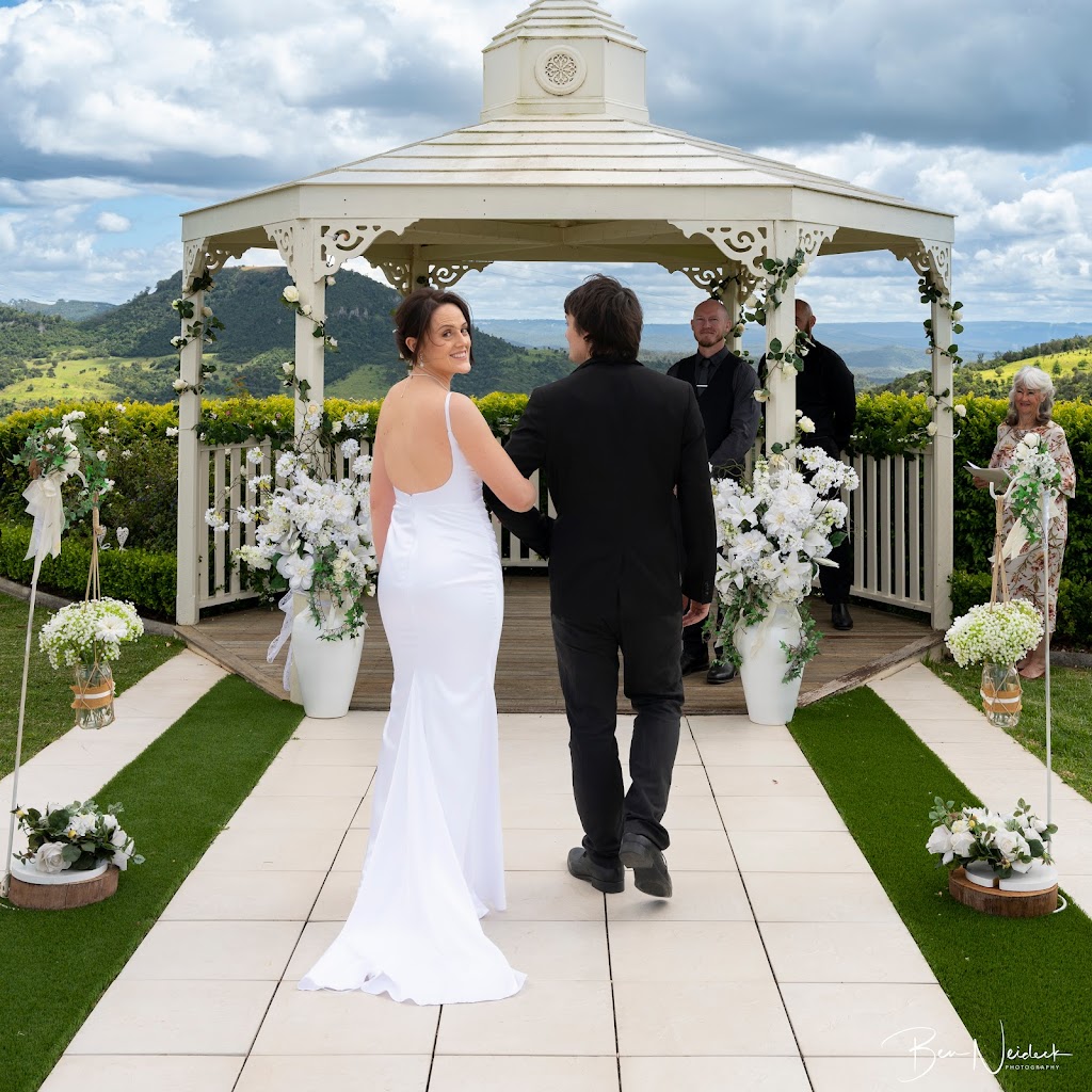 Ben Neideck Photography | 17 Belmore Dr, Withcott QLD 4352, Australia | Phone: 0409 342 643