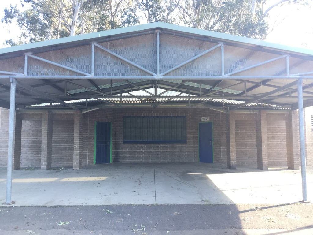 Carrawood Oval | parking | 25 Quest Ave, Carramar NSW 2163, Australia