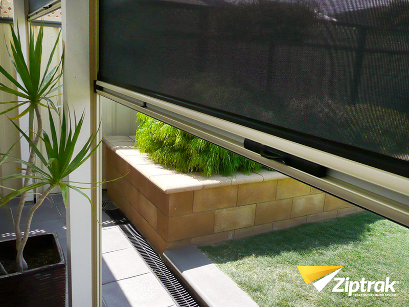 Alfresco Blinds Perth | 93 Seaside Ave, Yanchep WA 6035, Australia | Phone: 0421 385 123