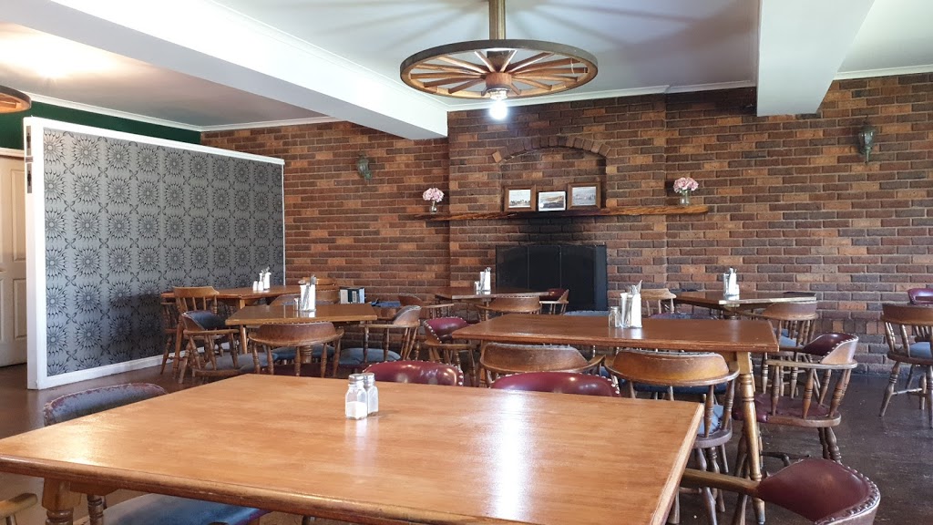 12 Apostles Inn | restaurant | 31 Old Post Office Rd, Princetown VIC 3269, Australia | 0355988068 OR +61 3 5598 8068