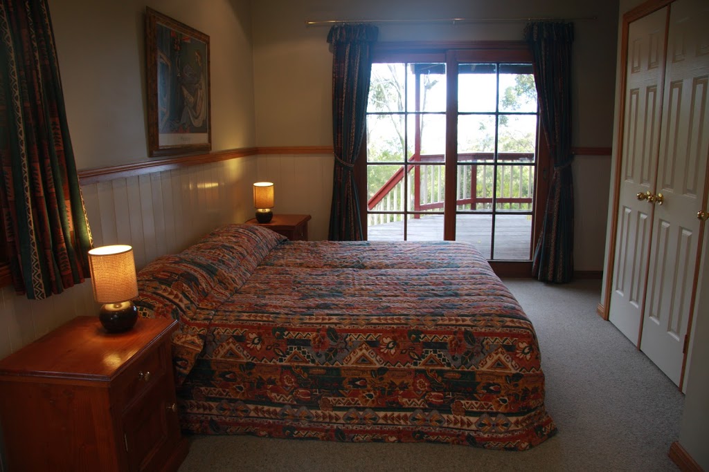 Wallaroo Spa Lodge | lodging | Moonabung Rd, Vacy NSW 2421, Australia | 0299801307 OR +61 2 9980 1307