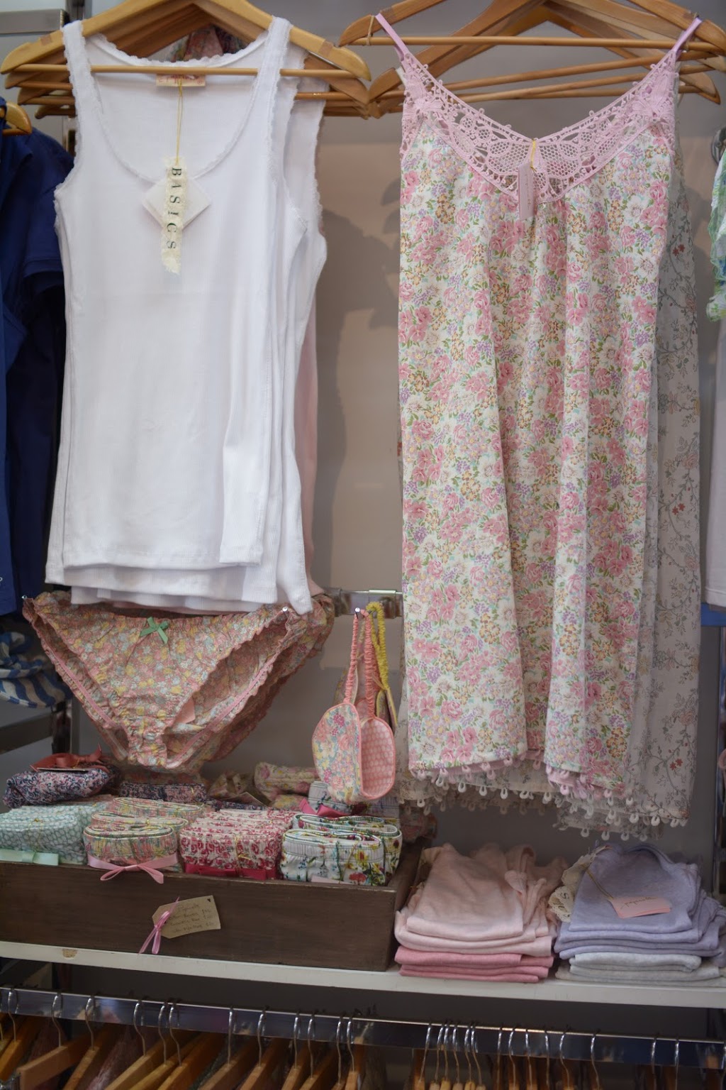Bedroom Bliss | clothing store | 102 Queen St, Berry NSW 2535, Australia | 0244643336 OR +61 2 4464 3336