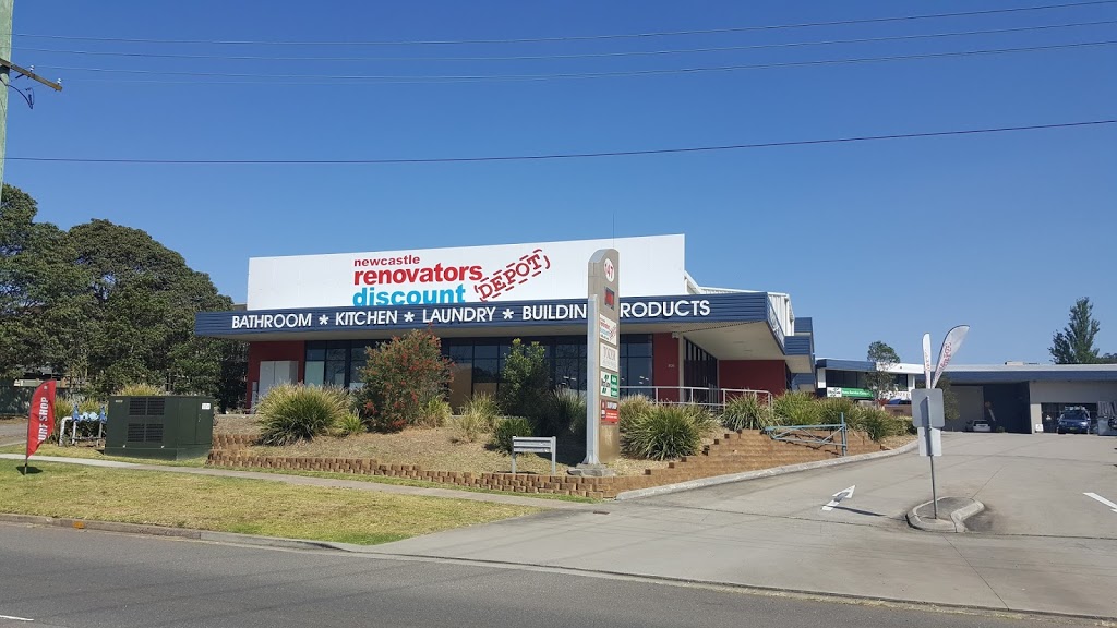 Renovators Discount Depot | lot 1/147 Newcastle Rd, Wallsend NSW 2287, Australia | Phone: (02) 4955 6689