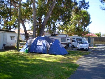 Miami Holiday Park | rv park | 617 Old Coast Rd, Falcon WA 6210, Australia | 0895342127 OR +61 8 9534 2127