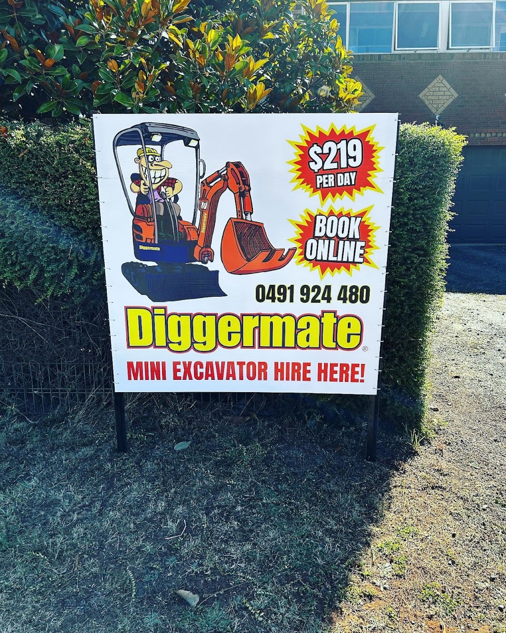 Diggermate Mini Excavator Hire Ballarat | 169 Howe St, Miners Rest VIC 3352, Australia | Phone: 0491 924 480