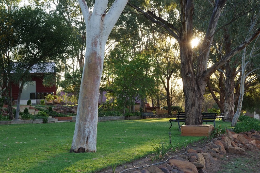 Outback Cellar & Country Cottage | lodging | 21 Warrie Rd, Dubbo NSW 2830, Australia | 0438872759 OR +61 438 872 759