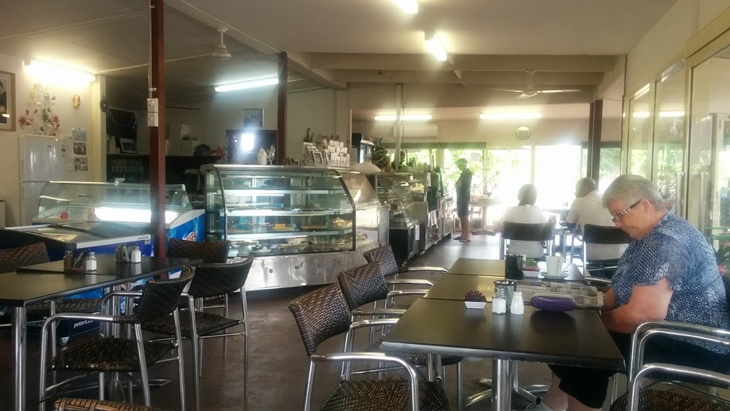 Monas Cafe | cafe | 434 Bacchus Marsh Rd, Bacchus Marsh VIC 3340, Australia