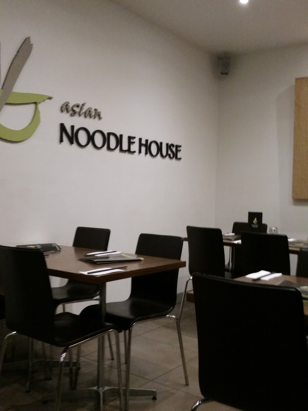 Asian Noodle House | restaurant | Australia, Australian Capital Territory, Tuggeranong Anketell St, South.Point | 0261623040 OR +61 2 6162 3040