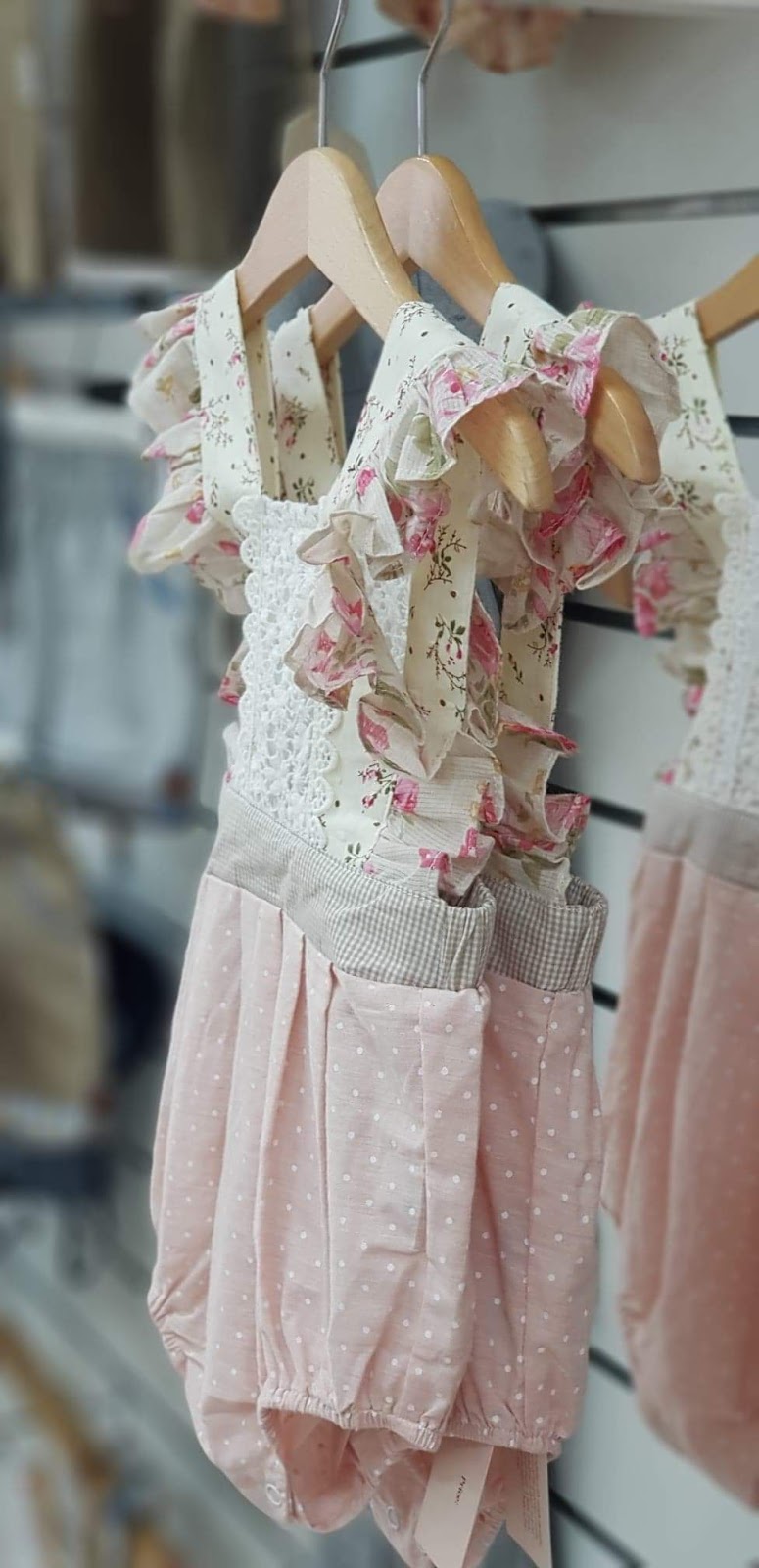 Summer Lace | Shop/324 Rocky Point Rd, Ramsgate NSW 2217, Australia | Phone: 0422 101 070