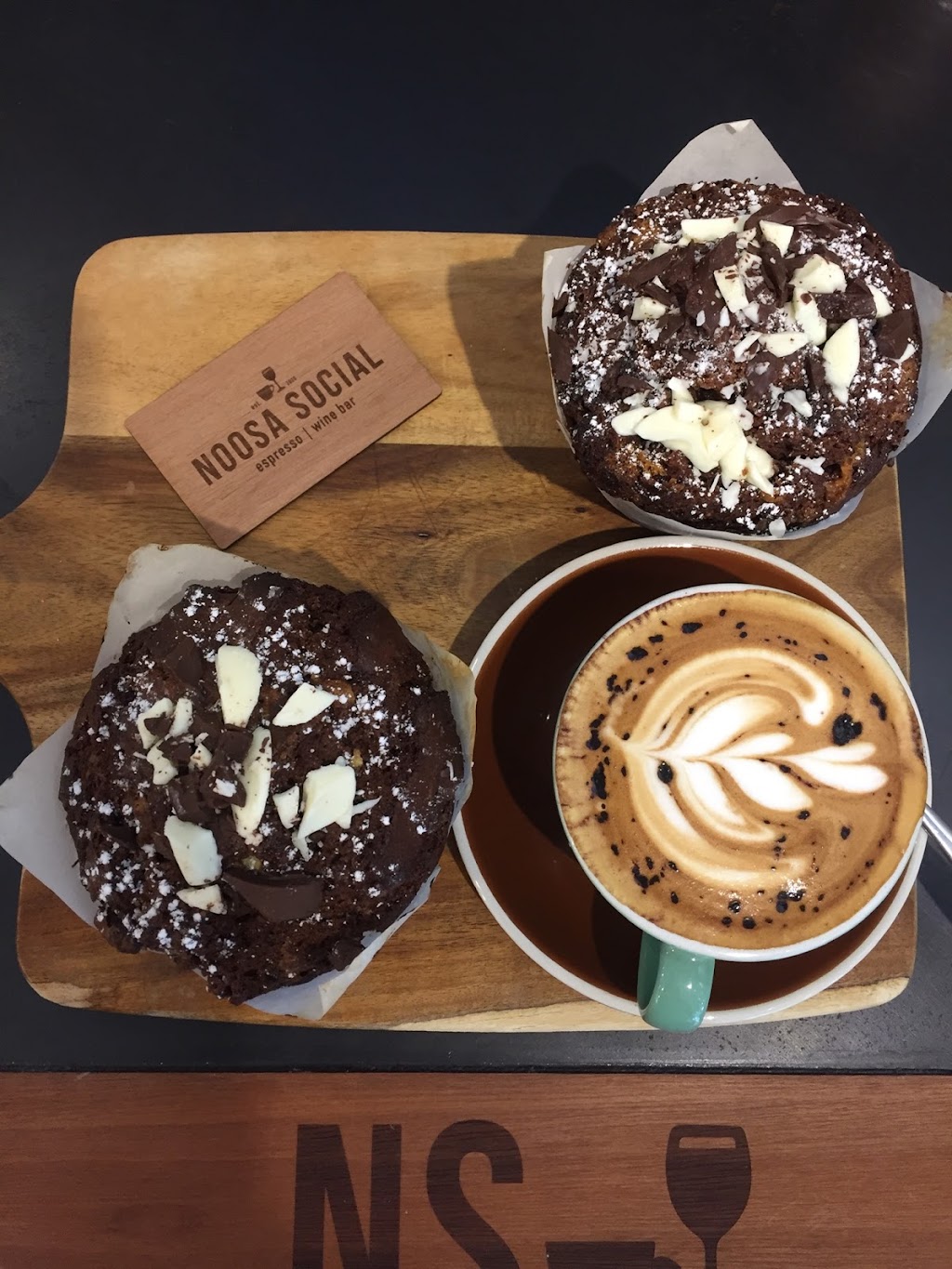 Noosa Social Espresso & Wine Bar | Shop 2/62 Hastings St, Noosa Heads QLD 4567, Australia | Phone: (07) 5447 4393