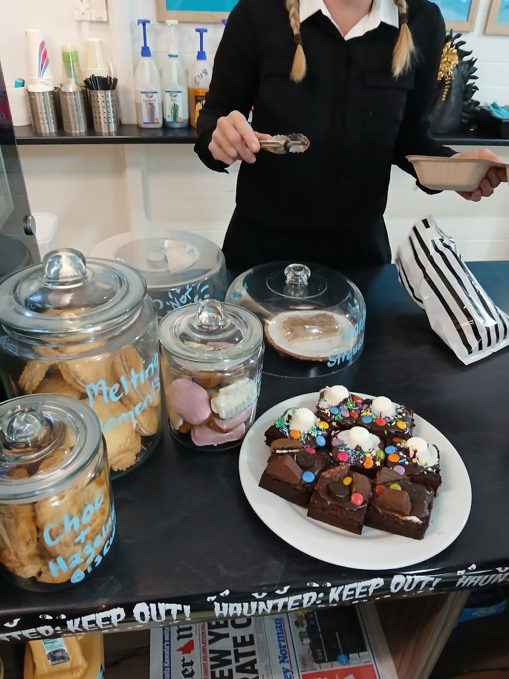 The Hitching Rail Cafe | 218 Lowood Minden Rd, Tarampa QLD 4311, Australia | Phone: (07) 5426 1354