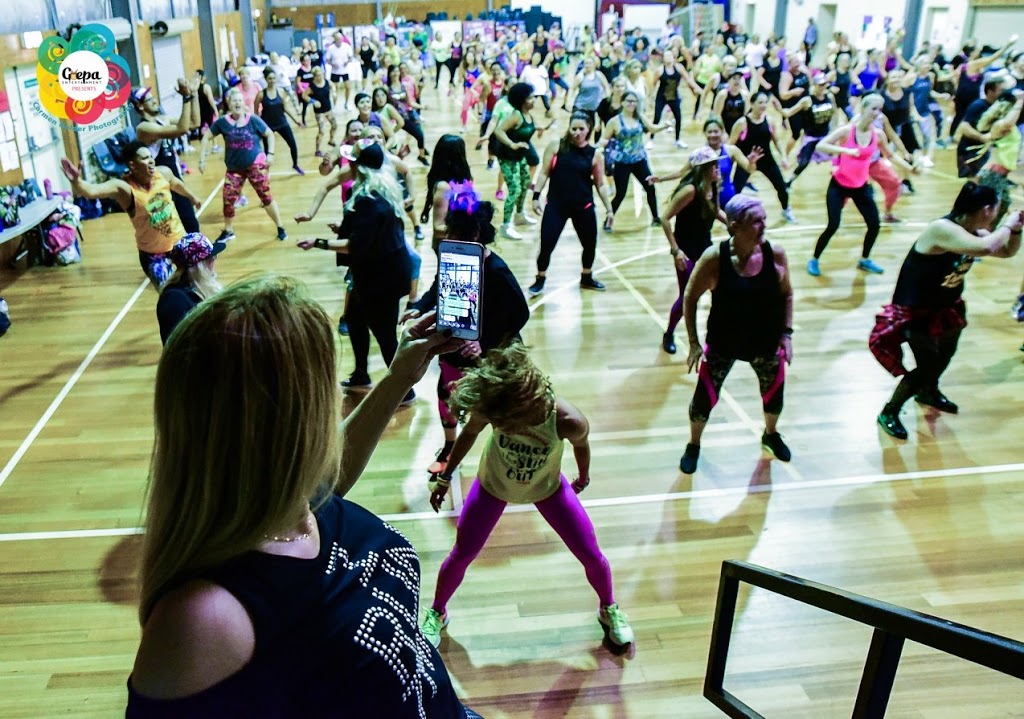 Zumba Christine | 379 Oxley Dr, Runaway Bay QLD 4216, Australia | Phone: 0433 143 646