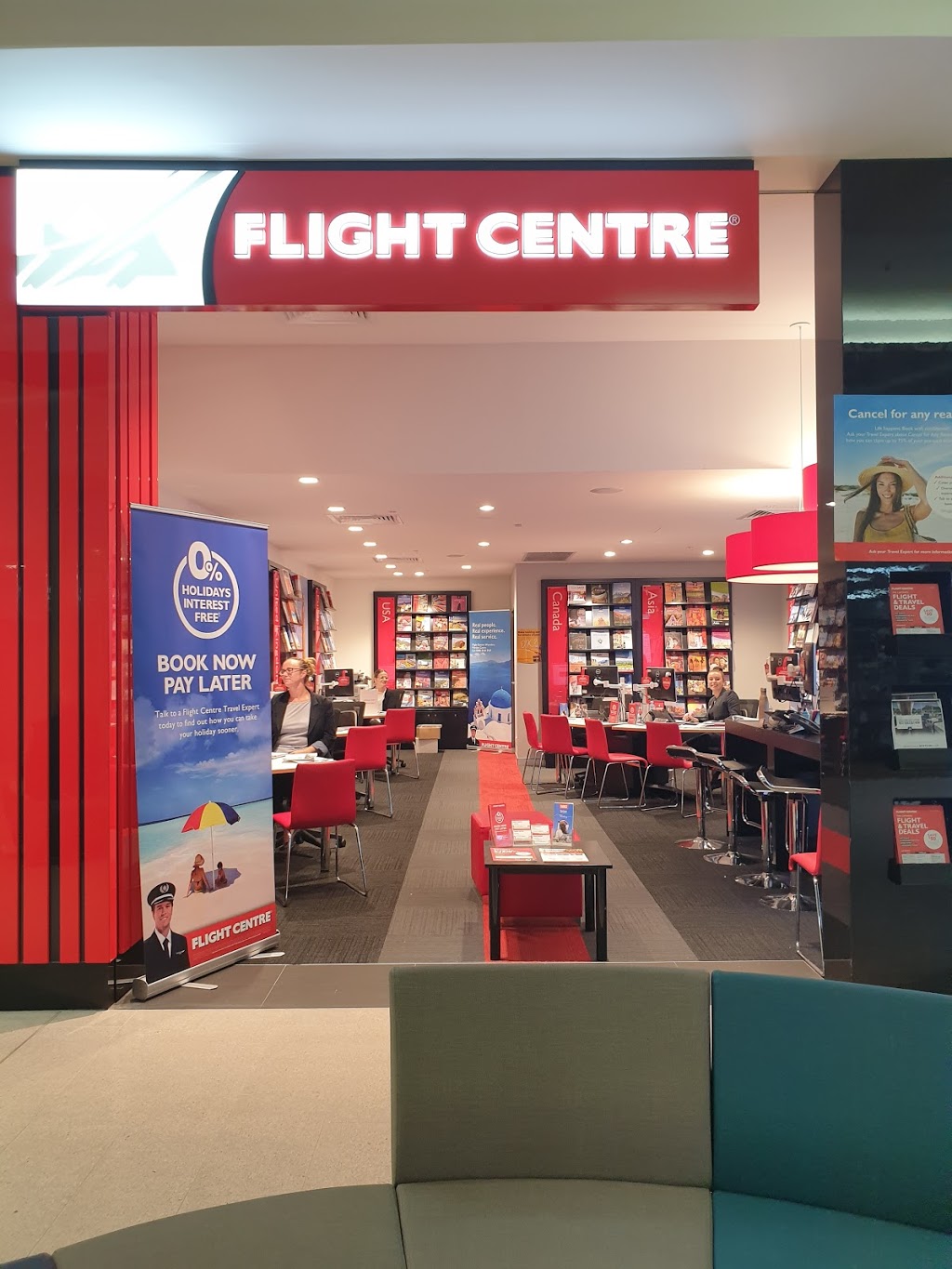 Flight Centre Warnbro | travel agency | Shop SP025, Warnbro Centre, 206 Warnbro Sound Ave, Warnbro WA 6169, Australia | 1300510747 OR +61 1300 510 747