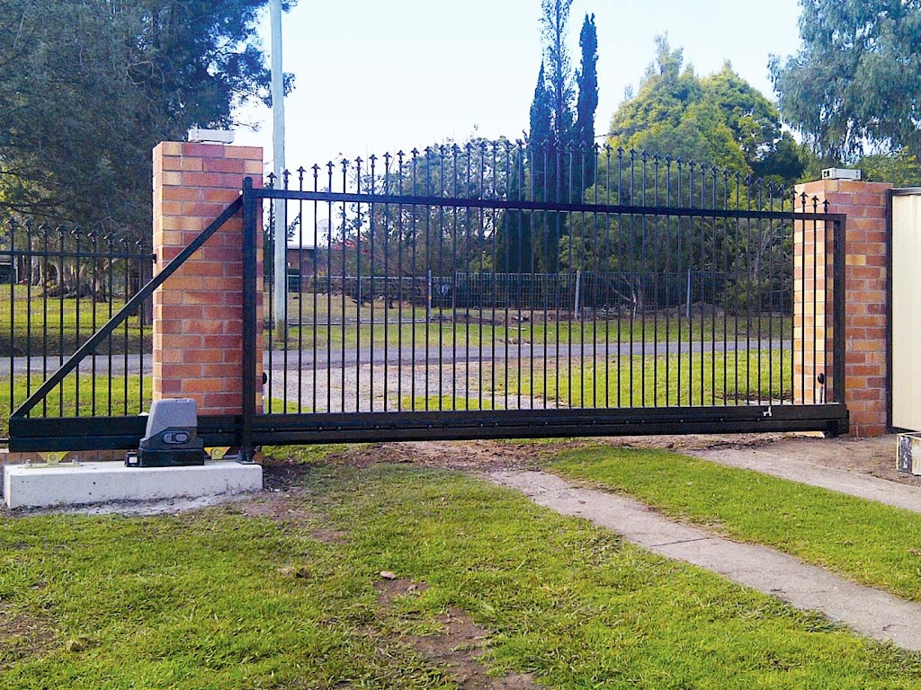 Warwick Gates | 449 East St, Warwick QLD 4370, Australia | Phone: (07) 4661 8900