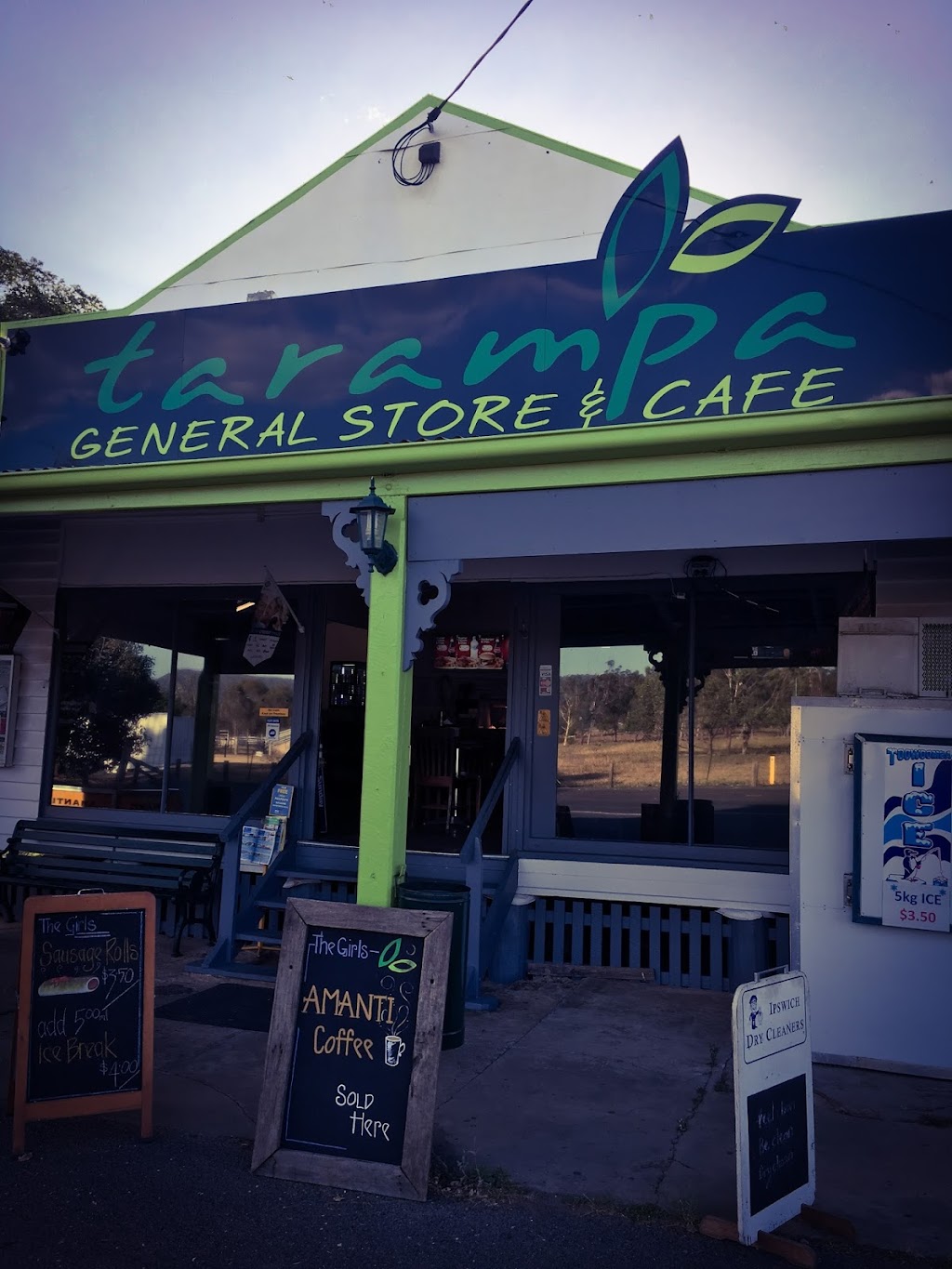 The Hitching Rail Cafe | 218 Lowood Minden Rd, Tarampa QLD 4311, Australia | Phone: (07) 5426 1354