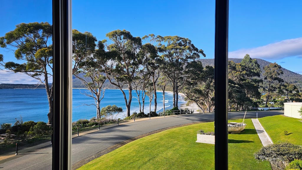 The View Bar & Bistro | 380 Pirates Bay Dr, Eaglehawk Neck TAS 7179, Australia | Phone: (03) 6250 3262