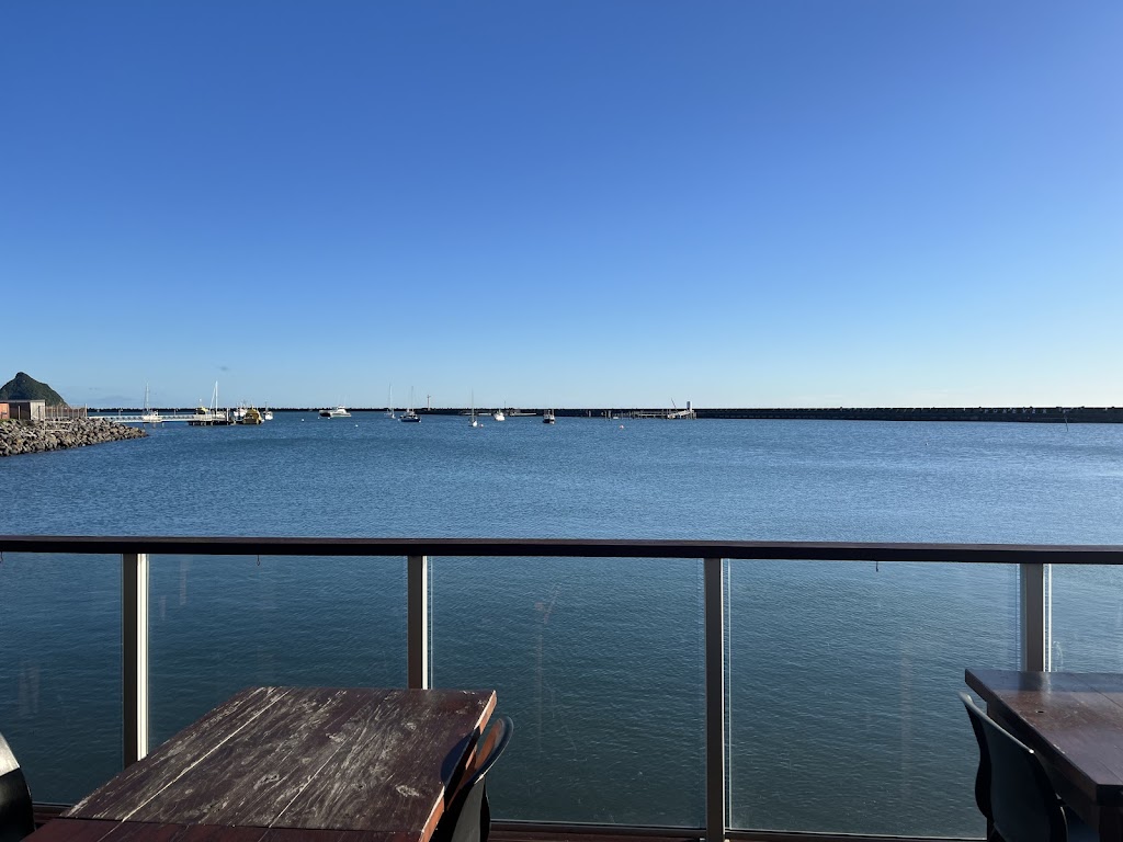 J Cooper Cleaning | Unit 1/37 Belbowrie Parade, Maloneys Beach NSW 2536, Australia | Phone: 0458 733 080