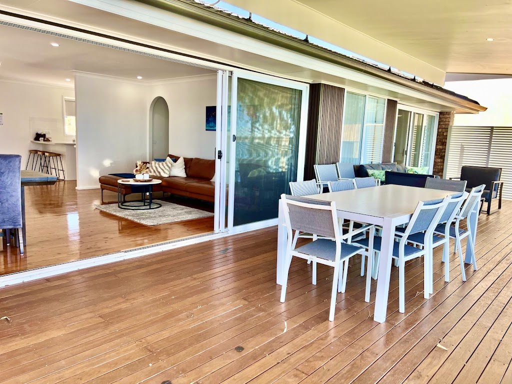 Bright Waterview | 24 Buttaba Rd, Brightwaters NSW 2264, Australia | Phone: 0458 454 442