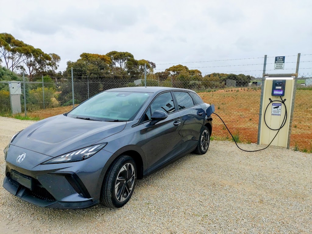 Exploren Charging Station | 7540 Calder Hwy, Sea Lake VIC 3533, Australia | Phone: 1300 755 087