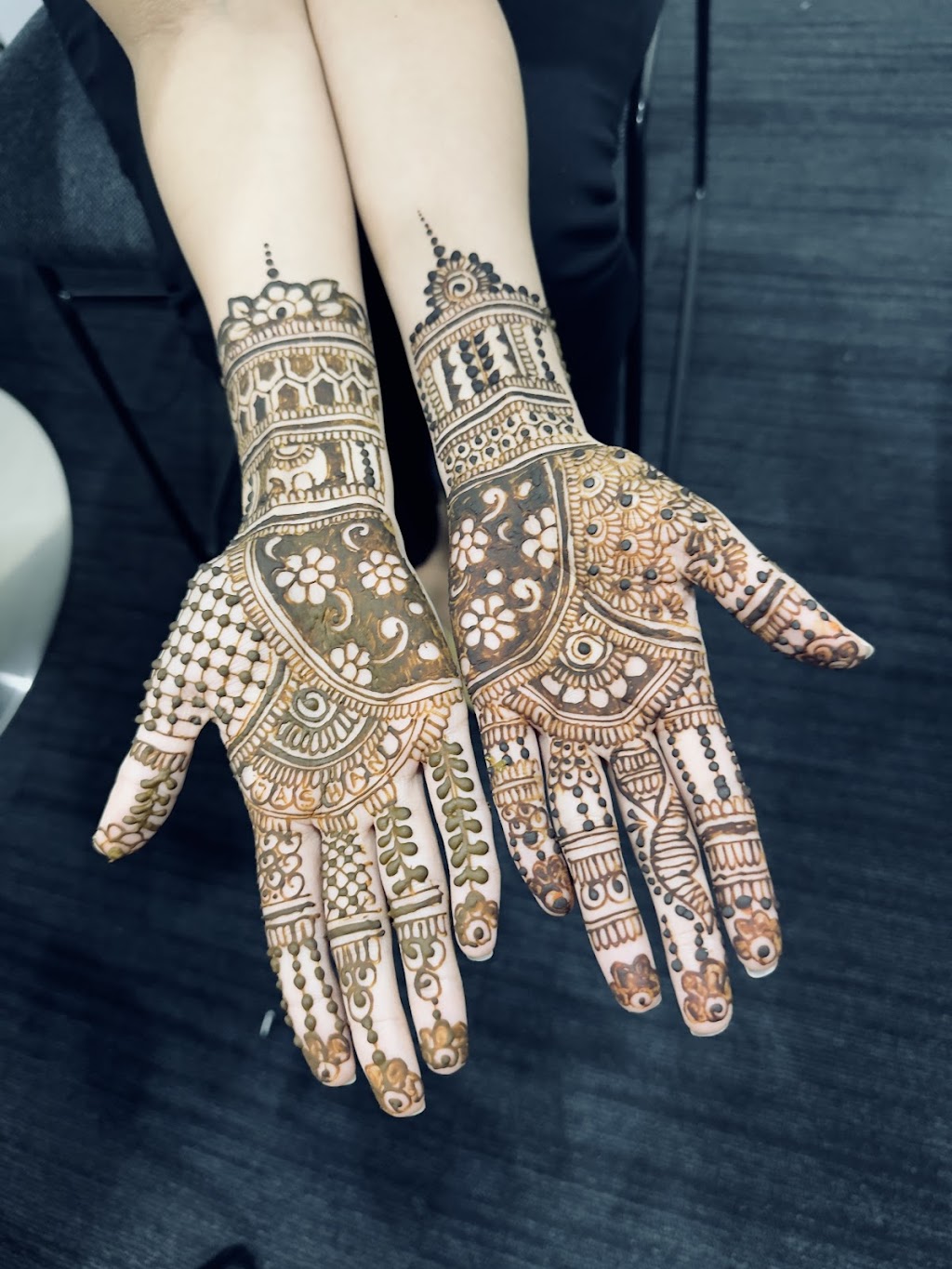 AJ Henna Tattoos | Oxford St, Waterford QLD 4133, Australia | Phone: 0414 492 617