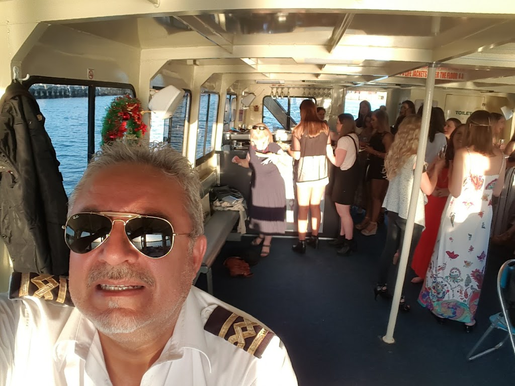 Rum Runner Cruises | travel agency | Hope harbour marina, John Lund Dr, Hope Island QLD 4212, Australia | 0403188261 OR +61 403 188 261