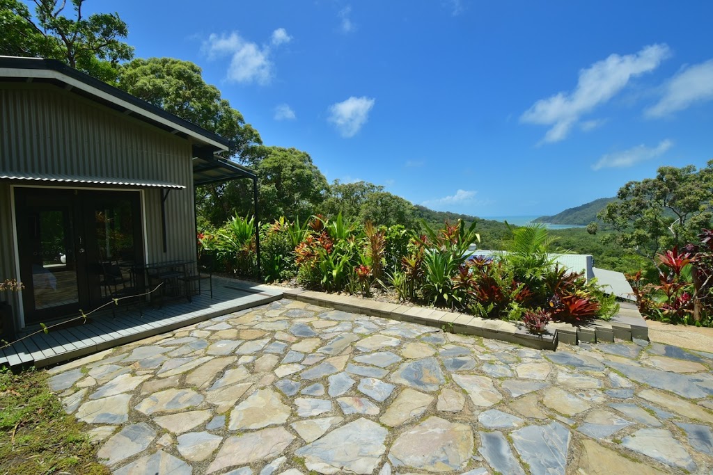 Cow Bay Hilltop Escape | lodging | 236 White Beech Rd, Cow Bay QLD 4873, Australia | 0742421012 OR +61 7 4242 1012