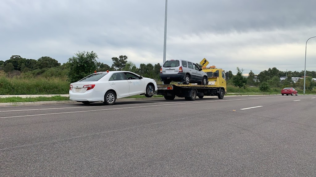 AA Sydney Wreckers | 19 May Ave, Rossmore NSW 2557, Australia | Phone: 0422 270 532