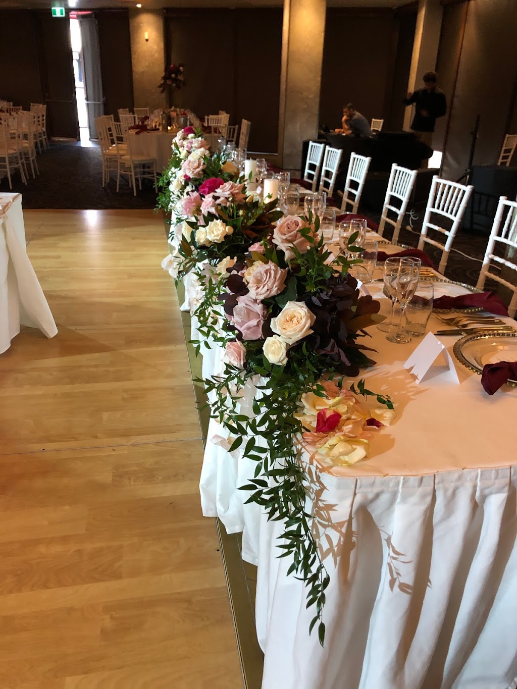 Frank & Bloom Floral Design | Mowbray Rd, Willoughby NSW 2068, Australia | Phone: 0432 828 344