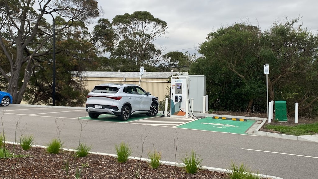 Chargefox Charging Station | 24 Commercial St, Korumburra VIC 3950, Australia | Phone: 1300 518 038