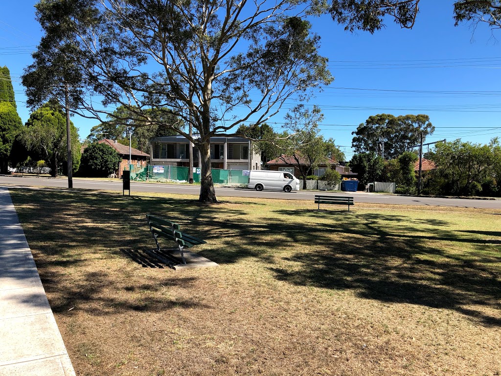 Terry Raper Park | park | Wilberforce Rd, Revesby NSW 2212, Australia | 0297079000 OR +61 2 9707 9000