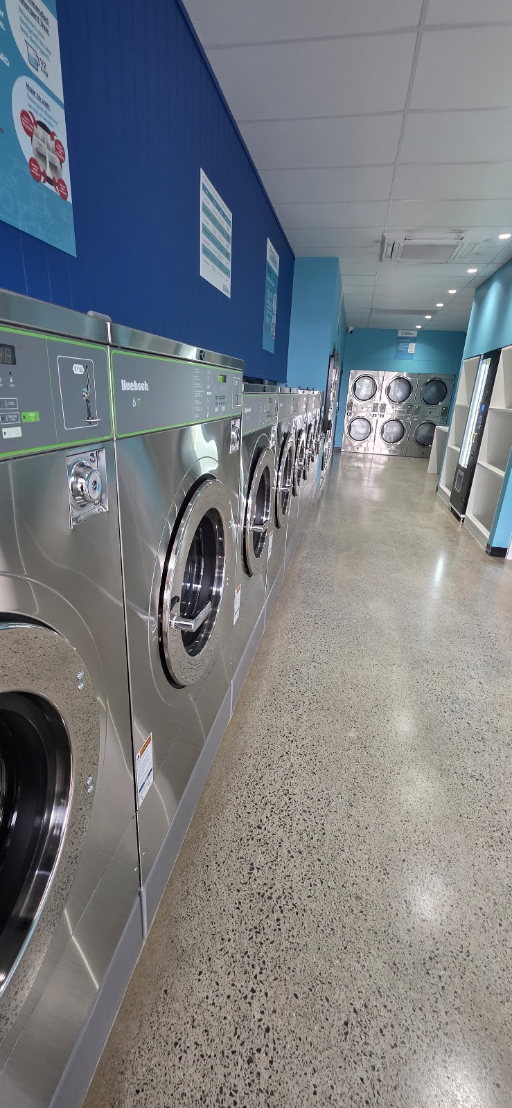 Squeaky Clean Laundromat | 61 Naomai St, Bundamba QLD 4304, Australia | Phone: 0488 183 535