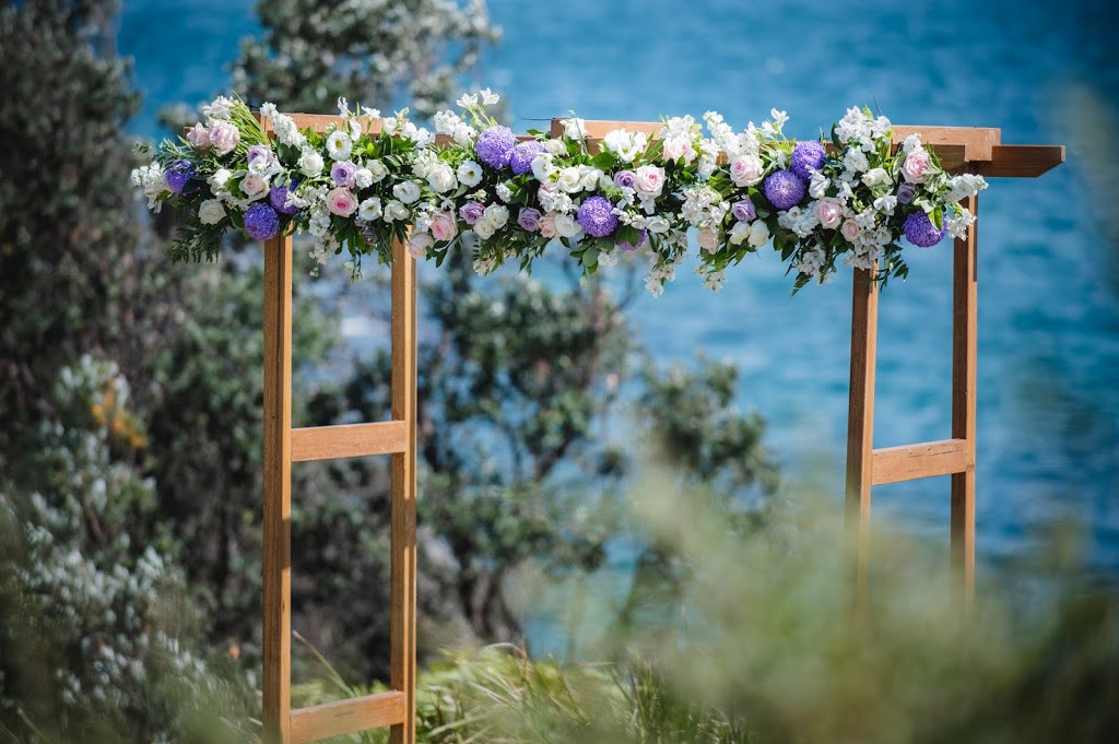 Lovely Bridal Blooms | 516 Wilberforce Rd, Wilberforce NSW 2756, Australia | Phone: 0425 384 560