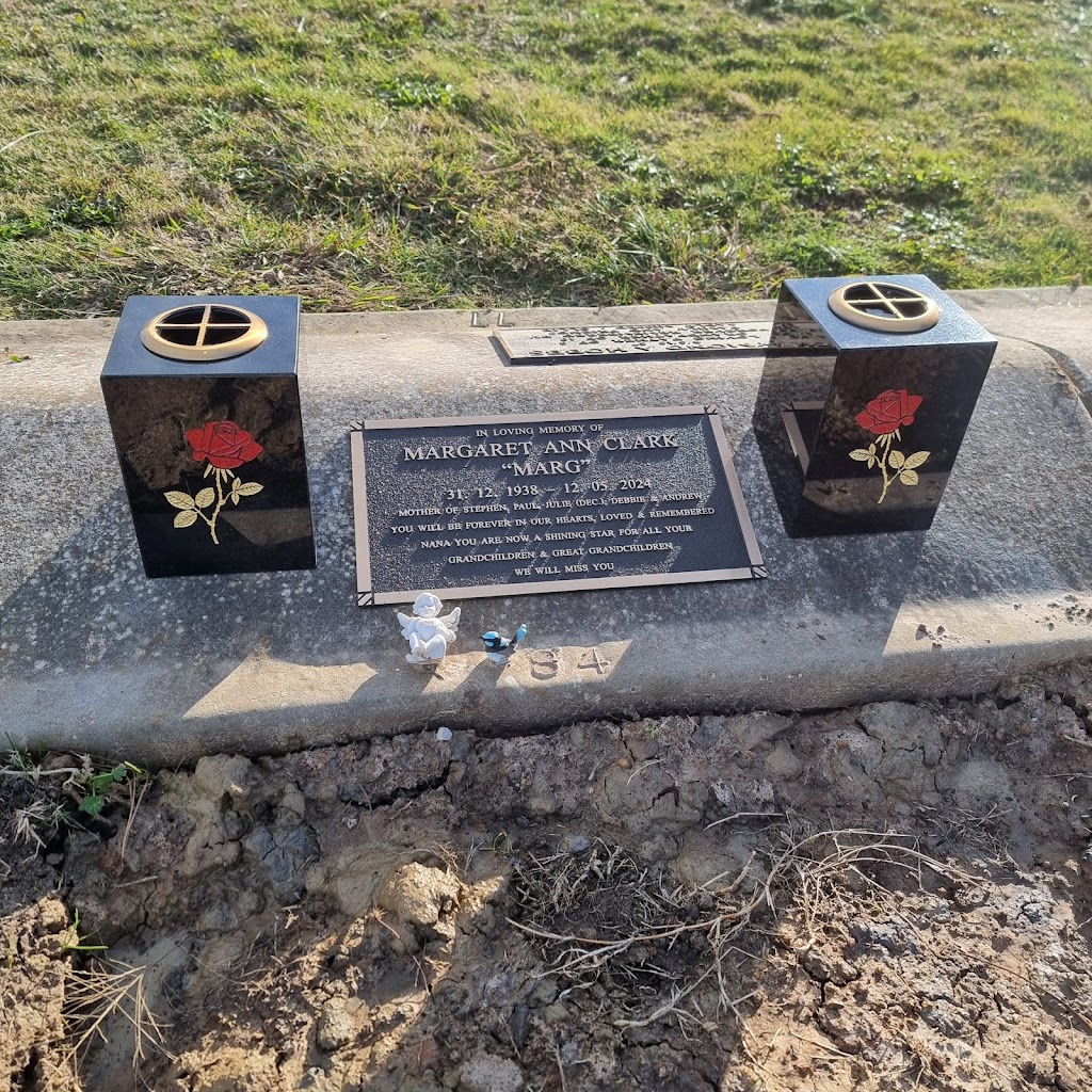 Wilson Memorials Ballarat | Shed 1/128-130 Elsworth St E, Canadian VIC 3350, Australia | Phone: (03) 5331 2957