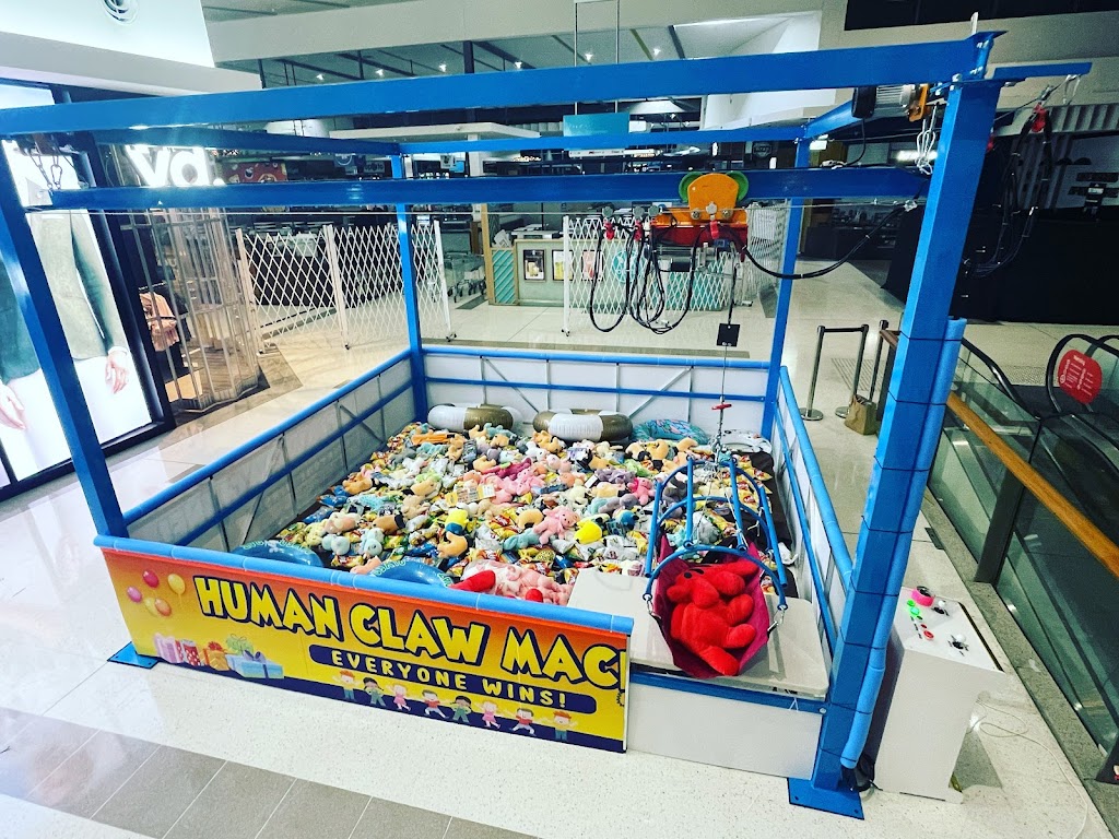 The Human Claw Machine | Pitt St, Merrylands NSW 2160, Australia | Phone: 0413 805 913