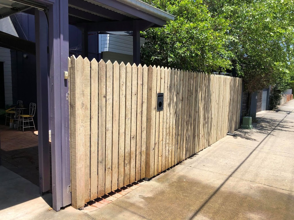 Know A Fence | 21 Longlands St, Brisbane City QLD 4169, Australia | Phone: 0414 443 194