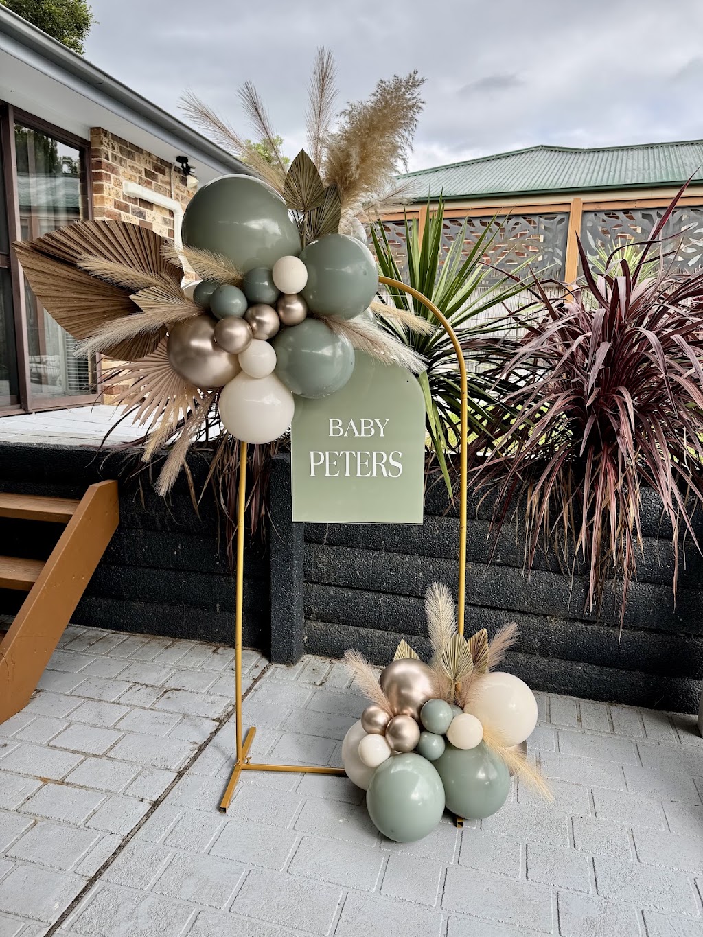 Alkira Balloon Co. & Event Styling | 10/3 Angus Ave, South Nowra NSW 2541, Australia | Phone: 0477 050 774
