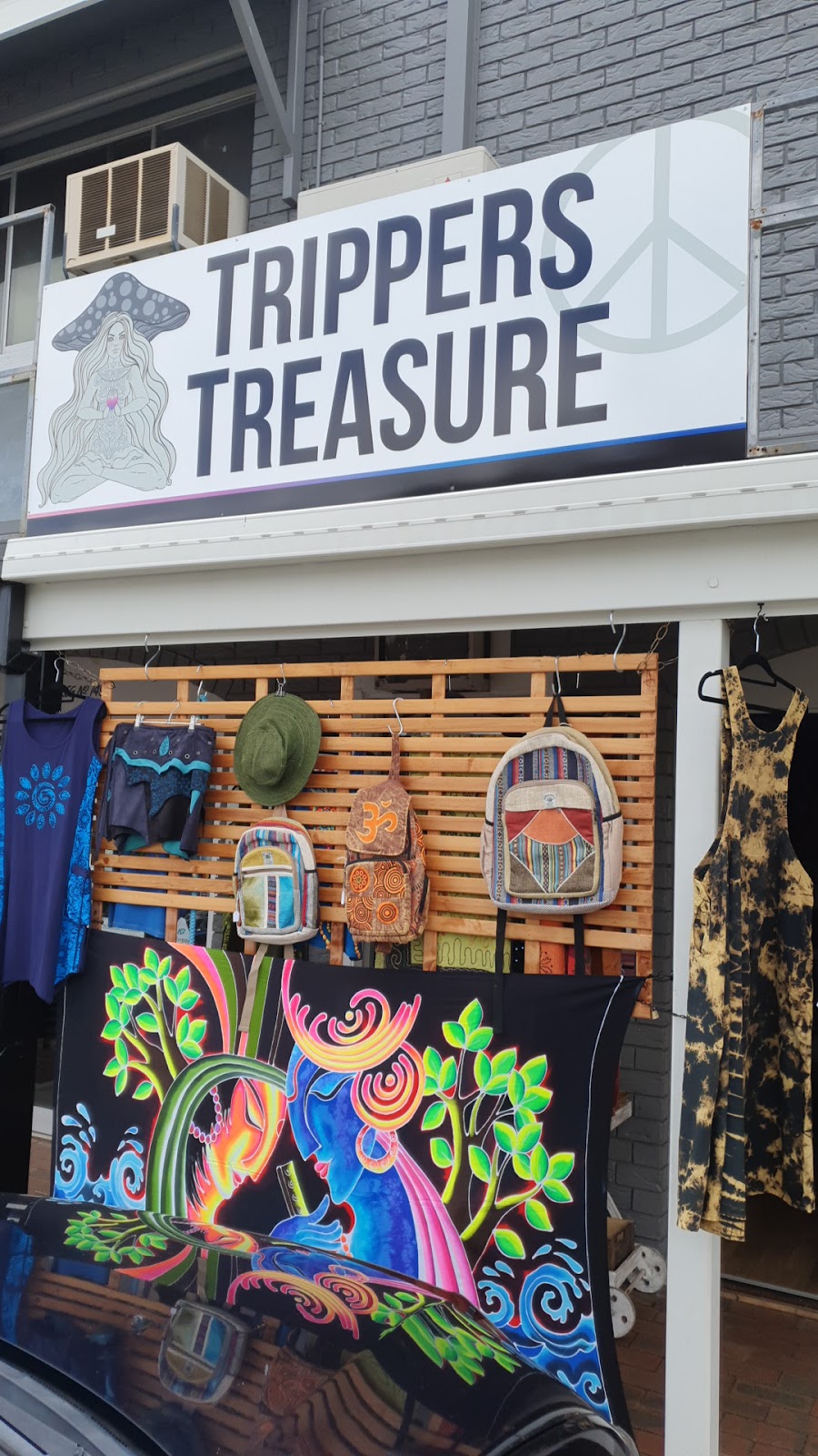 Trippers Treasure | Ningi QLD 4511, Australia | Phone: 0412 254 936