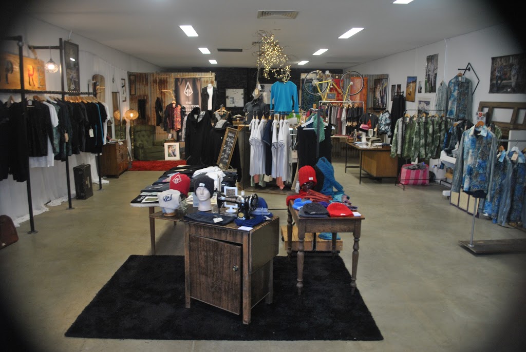 Espire clothing | clothing store | shop 4/87-89 Gavan St, Bright VIC 3741, Australia | 0490124074 OR +61 490 124 074