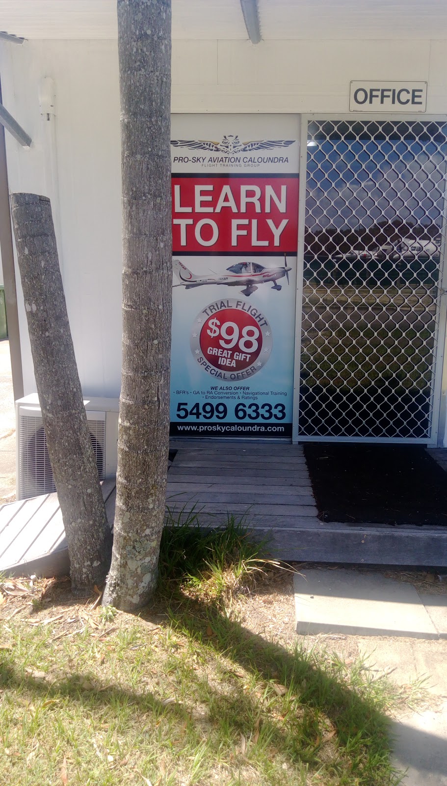 Pro Sky Aviation Caloundra | university | 10 Pathfinder Dr, Caloundra West QLD 4551, Australia | 0754996333 OR +61 7 5499 6333