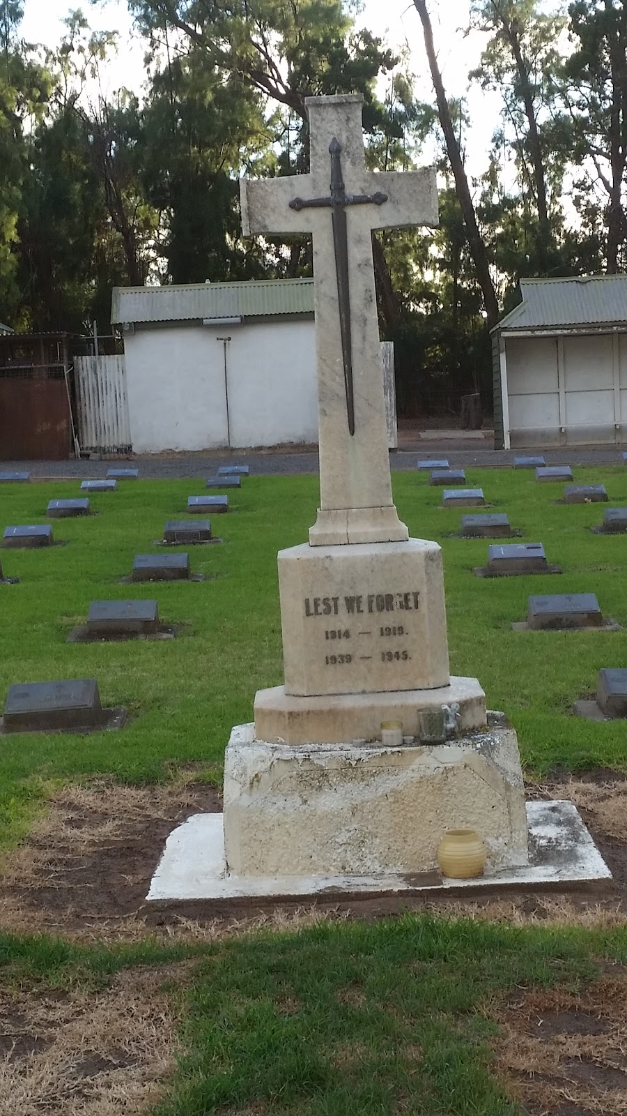 Murray Bridge Cemetery | Adelaide Rd, Murray Bridge SA 5253, Australia | Phone: (08) 8539 1100