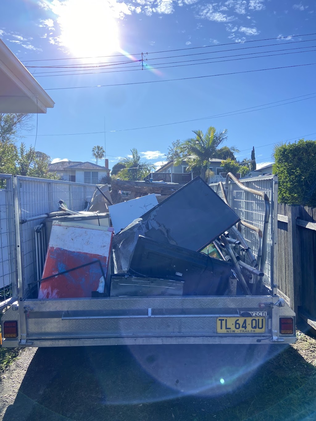 Coffs Coast Rubbish Removers | Little Cove Rd, Emerald Beach NSW 2456, Australia | Phone: 0458 131 118