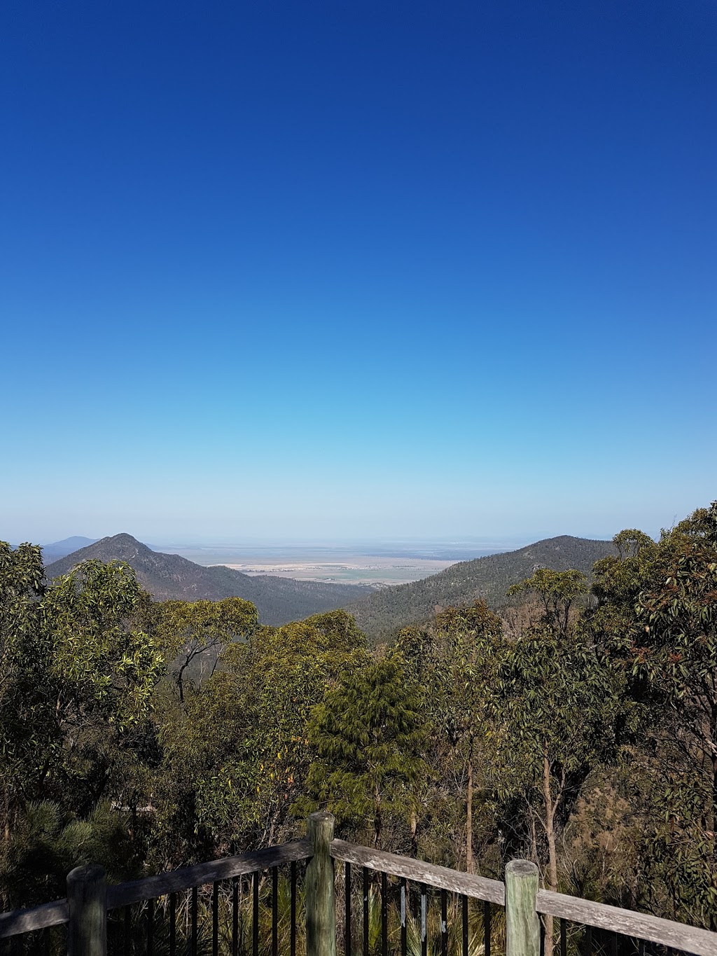 Sleipner Lookout | Mount Archer QLD 4701, Australia | Phone: (07) 4936 8000